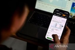 Senin pagi IHSG dibuka turun 33,06 poin