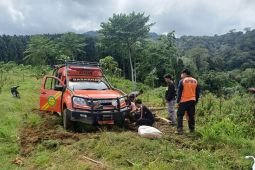 Tim SAR gabungan evakuasi dua pendaki asal Jakarta di Gunung Argopuro