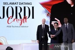 Kluivert tak sabar pimpin latihan perdana timnas Indonesia