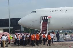 Minister ensures aid to Myanmar runs smoothly amid military attacks