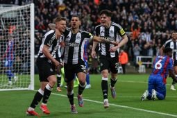 Liga Inggris - Newcastle ke peringkat tiga setelah libas Ipswich Town 3-0