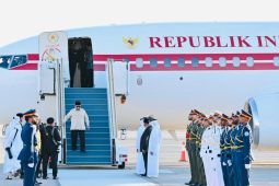 Prabowo arrives in Abu Dhabi, scheduled to meet UAE President