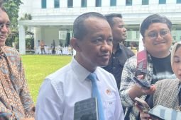Menteri Bahlil menambah impor minyak dan LPG dari Amerika Serikat