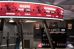 IHSG melemah 7,71 persen, Analis sarankan membeli saham pembagi dividen