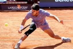 Bekuk Musetti, Alcaraz amankan tempat di final Roma