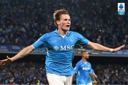 Bekuk Cagliari 2-0, Napoli segel gelar juara Liga Italia