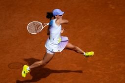 Roland Garros: Swiatek kalahkan Raducanu dengan cepat