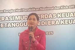 OJK targetkan indeks literasi keuangan naik satu persen per tahun