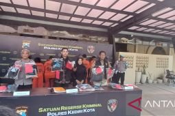 Polisi Kediri tangkap sindikat pencuri di pusat perbelanjaan