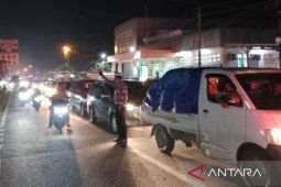 Tim gabungan urai kemacetan lalin pada malam takbiran