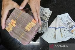 Rupiah Senin ini berpotensi naik seiring respons redanya ketegangan Timteng