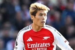 Arsenal resmi berpisah dengan bek Jepang Tomiyasu