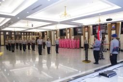 17 perwira tinggi Polri naik pangkat