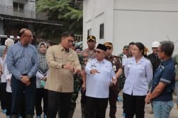 Wamentan dorong produksi susu lokal diperbanyak untuk MBG