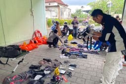 Tim Inafis klasifikasi barang penumpang kapal tenggelam