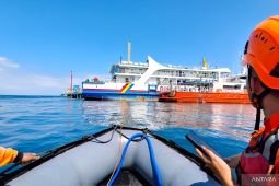 Joint SAR team prepares to raise sunken ferry in Bali Strait