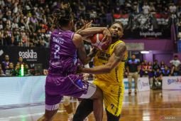 Anthony Davis lakukan operasi retina, diprediksi pulih sebelum liga