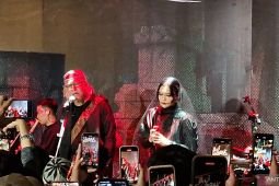 Iwan Fals dan Isyana nyanyi di gala film animasi Panji Tengkorak