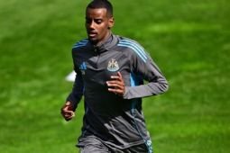 Eddie Howe sebut situasi Alexander Isak rugikan Newcastle United