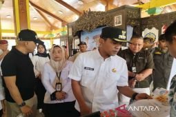 Pemkab Bangkalan fasilitasi pencari kerja melalui bursa kerja 2025