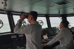Area pencarian ABK KM Osela yang tenggelam di Laut Gelasa diperluas