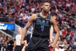 Dennis Smith Jr. kembali ke Mavericks dengan kontrak satu tahun