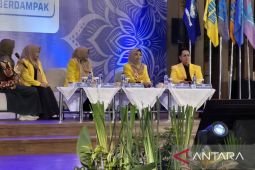 UT Surabaya bekali 1.065 calon wisudawan dengan literasi data