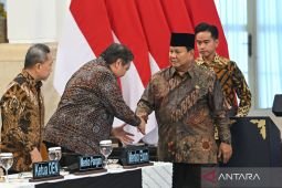 Prabowo targetkan RI produksi mobil nasional dalam tiga tahun
