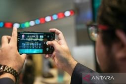 IHSG ditutup menguat seiring BI-Rate ditahan sesuai ekspektasi pasar