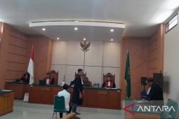 Kejari Situbondo tuntut 2 tahun pada terdakwa pencurian burung