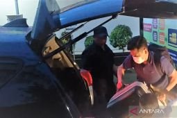 KPK geledah Kantor Dinas Penanaman Modal Kota Madiun