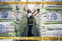 Menteri UMKM sebut produk impor China "hantu yang menakutkan"