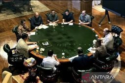 Prabowo convenes cabinet to boost textile, chip production