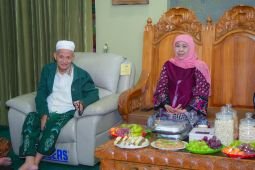 Khofifah apresiasi Ponpes Bumi Sholawat sebagai pusat dakwah umat