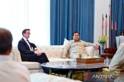 Prabowo bersama petinggi Embraer diskusi bahas teknologi industri penerbangan