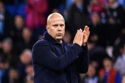 Arne Slot akui musim ini periode tersulit dalam kariernya