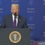 Buka pertemuan BoP,  Trump puji Prabowo tokoh besar dan tangguh