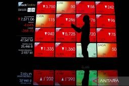 Senin pagi IHSG dibuka melemah 211,38 poin ke 7.374,31