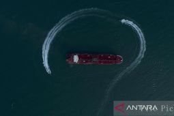 Iran ancam serang setiap kapal lintasi Selat Hormuz