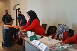 Pemkab Sumenep periksa kesehatan penumpang dan sopir