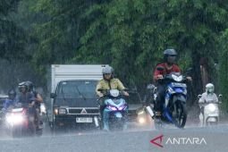 BMKG: Waspadai potensi hujan deras di wilayah Jatim