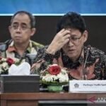 Purbaya: THR belum cair 100 persen karena proses pengajuan oleh K/L