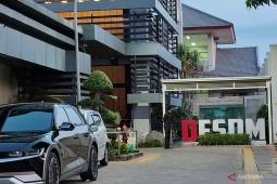 Kejati Jatim geledah kantor Dinas ESDM diduga kasus pungli