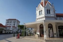 Menata ulang rumah kebudayaan