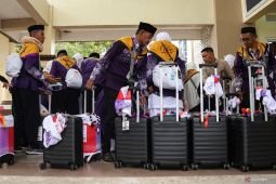 Pemerintah kaji skema haji tanpa antrean