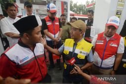 Bahlil ajak masyarakat terapkan kebiasaan hemat energi