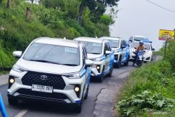 Auto2000 uji ketangguhan New Veloz Hybrid EV di tanjakan Bromo