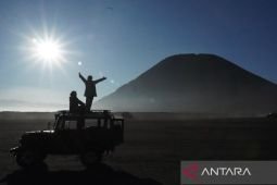 Aktivitas wisata di Gunung Bromo ditutup saat peringatan Yadnya Kasada