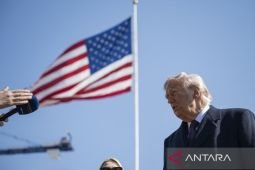Trump tunda serangan baru ke Iran
