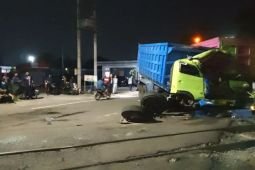 KAI ingatkan warga patuh dan disiplin di perlintasan KA